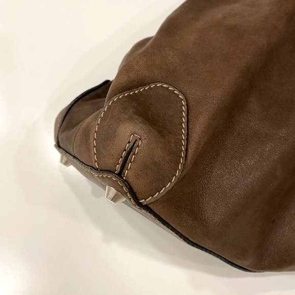 Authentic Chole leather tote - Picture 8 of 11